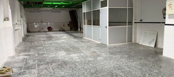 184m² Commercial property in Badalona, Spain No. 23805 5