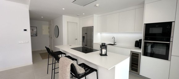 3 bedrooms Apartment in Fuengirola, Spain No. 147166 2