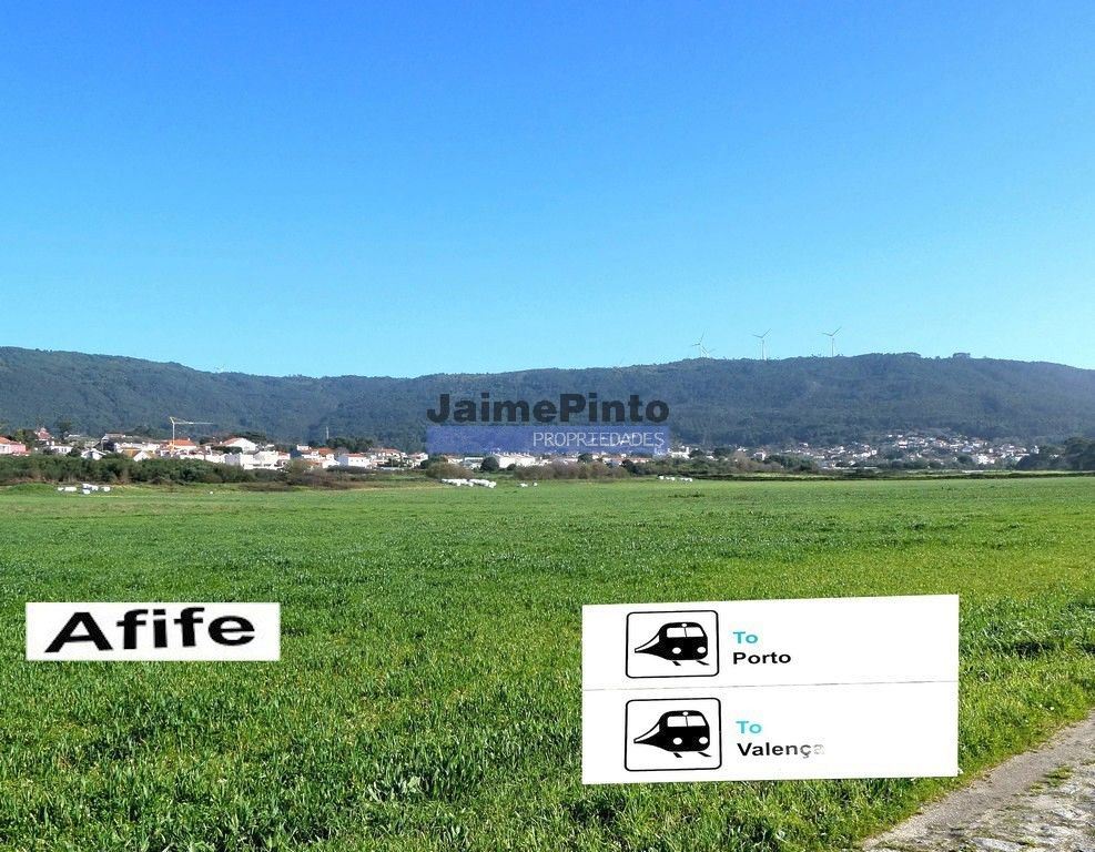 830m² Land in Viana do Castelo, Portugal No. 192184