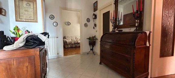 3 Schlafzimmer Wohnung in Sanremo, Italy, Nr. 348102 2