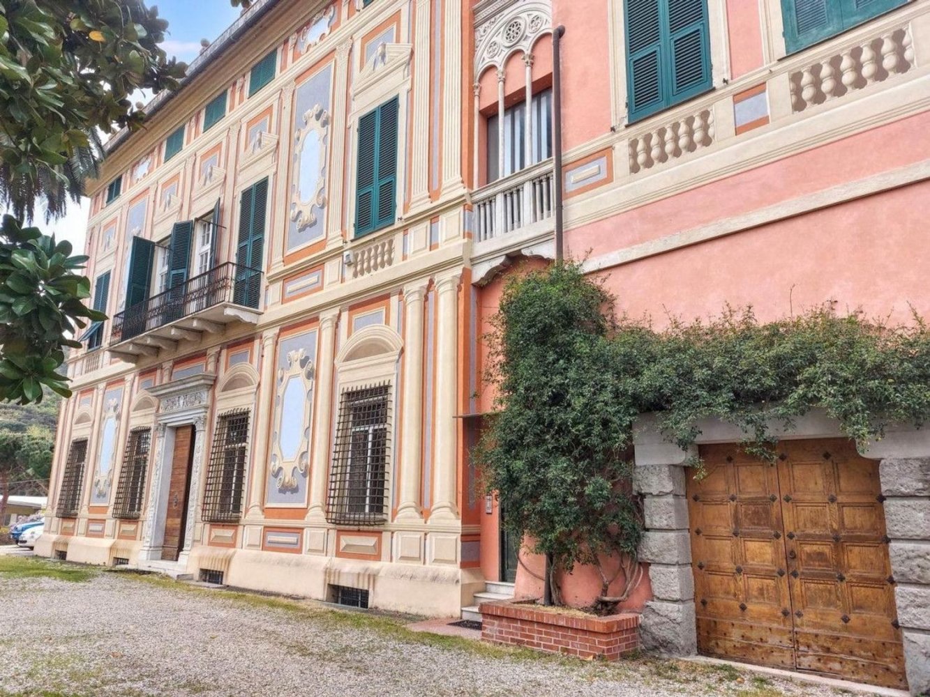 3 bedrooms Villa in Savona, Italy No. 370728