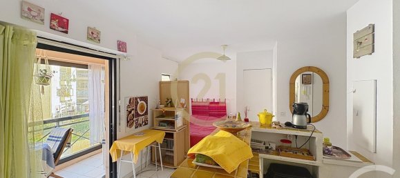 Studio in Cannes, France No. 342705 5