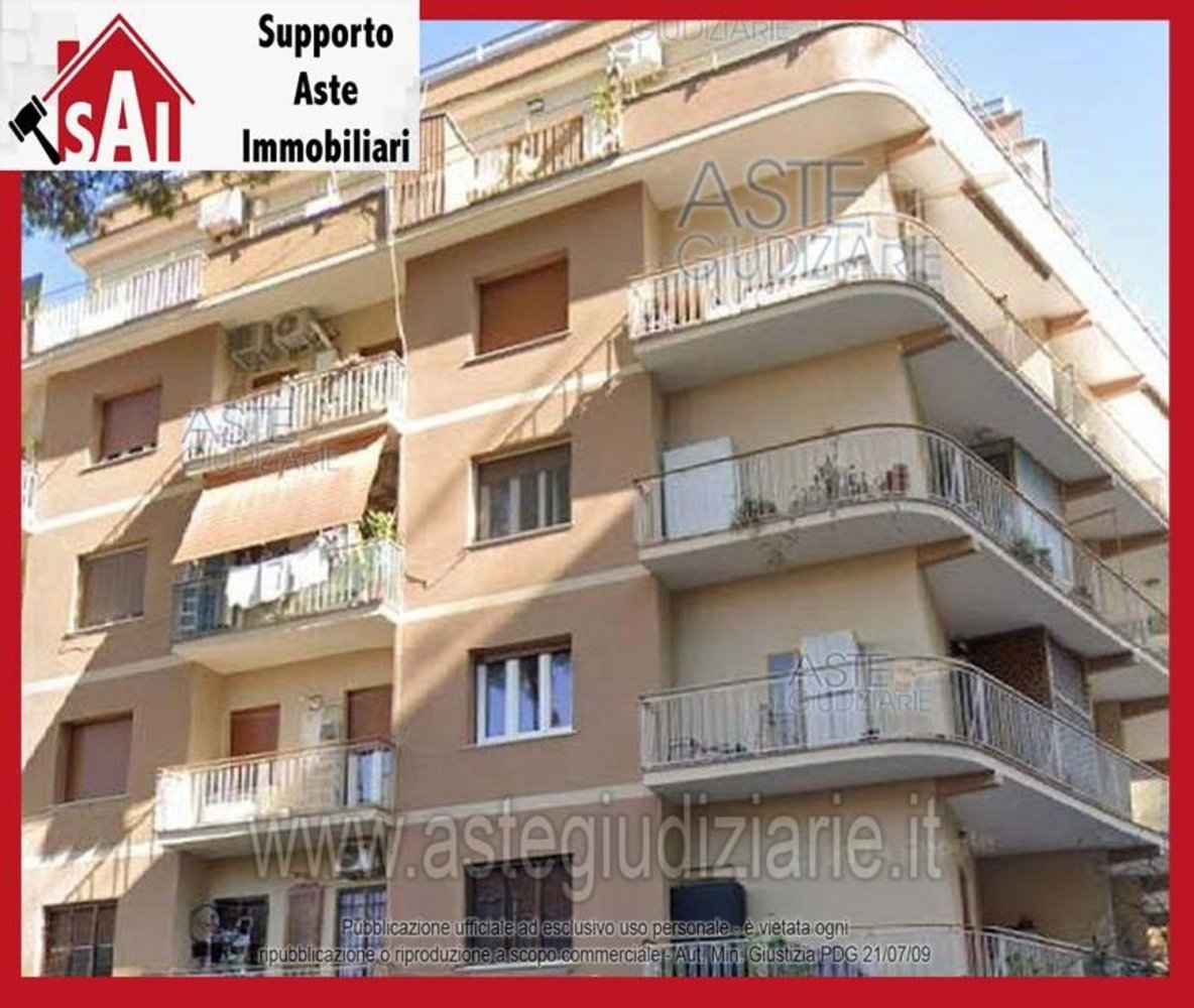 5 chambres Appartement à Rome, Italy No. 334128