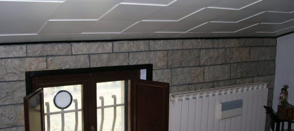 Дуплекс с 6 комнатами в Гвальдо Тадино, Италия № 256239 32