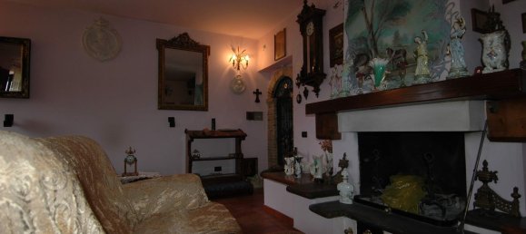 Дуплекс с 6 комнатами в Гвальдо Тадино, Италия № 256239 4