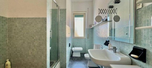 5 rooms Apartment in Naples, Italy No. 19340 41