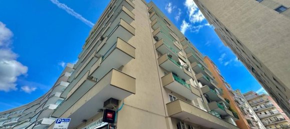 5 rooms Apartment in Naples, Italy No. 19340 44