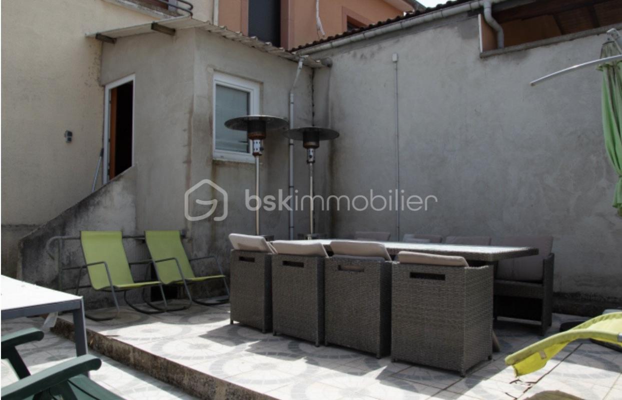 Дом с 4 спальнями в Окур-Мулен, Франция № 266036