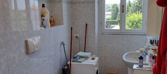 3 rooms Apartment in Barzago, Italy No. 253845 6