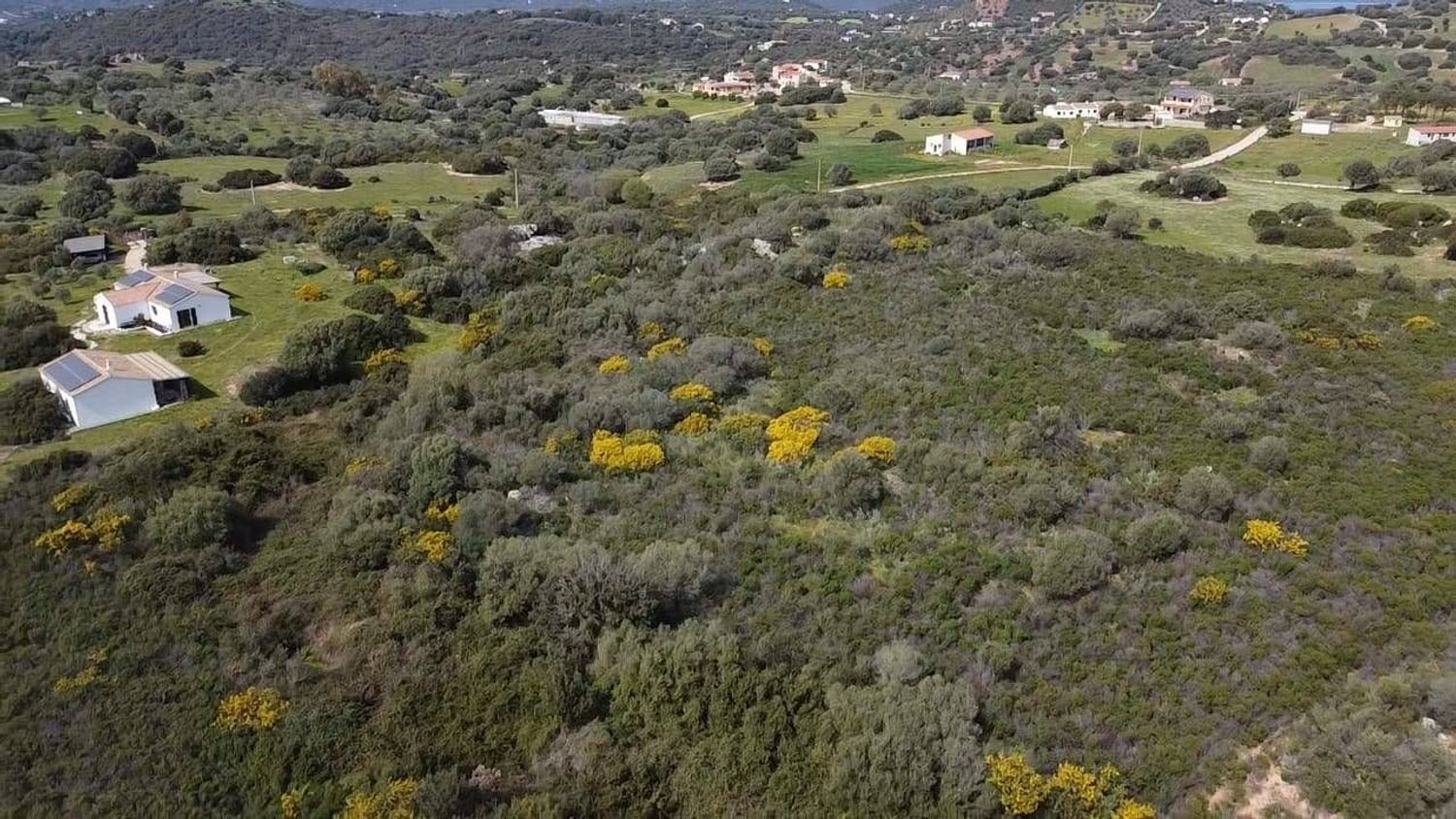 Terreno em Golfo Aranci, Italy 30000 m² N.º 107229