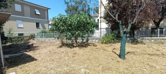 3 Schlafzimmer Wohnung in Terni, Italy, Nr. 316858 8