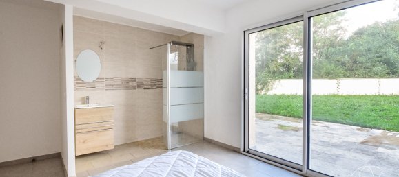 5 bedrooms House in Pont-Sainte-Maxence, France No. 216912 28