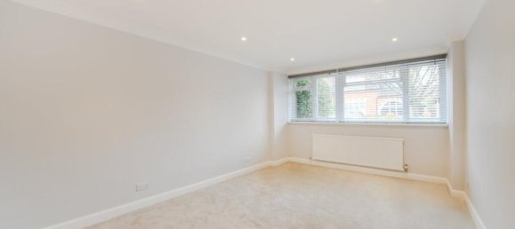 2 bedrooms Apartment in London, United Kingdom No. 9038 8
