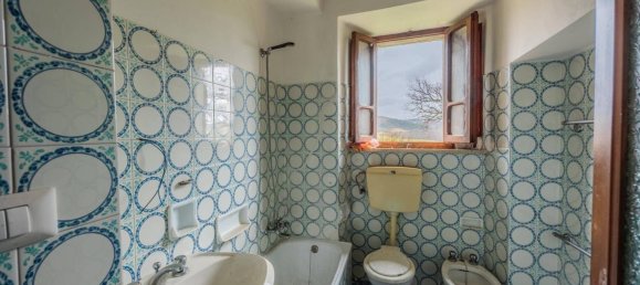 4 bedrooms Villa in Caprese Michelangelo, Italy No. 145626 23