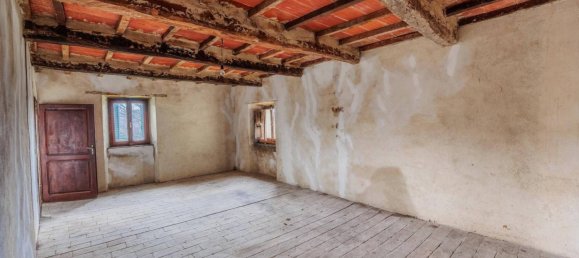 4 bedrooms Villa in Caprese Michelangelo, Italy No. 145626 13