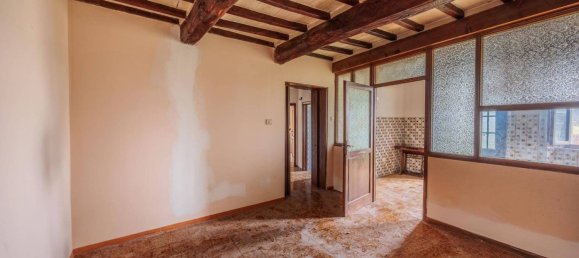 4 bedrooms Villa in Caprese Michelangelo, Italy No. 145626 41