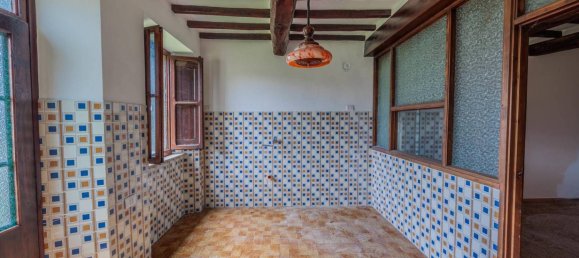4 bedrooms Villa in Caprese Michelangelo, Italy No. 145626 37