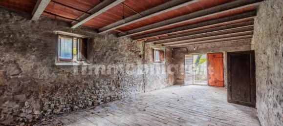 4 bedrooms Villa in Caprese Michelangelo, Italy No. 145626 27
