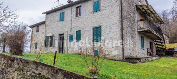 4 bedrooms Villa in Caprese Michelangelo, Italy No. 145626 30