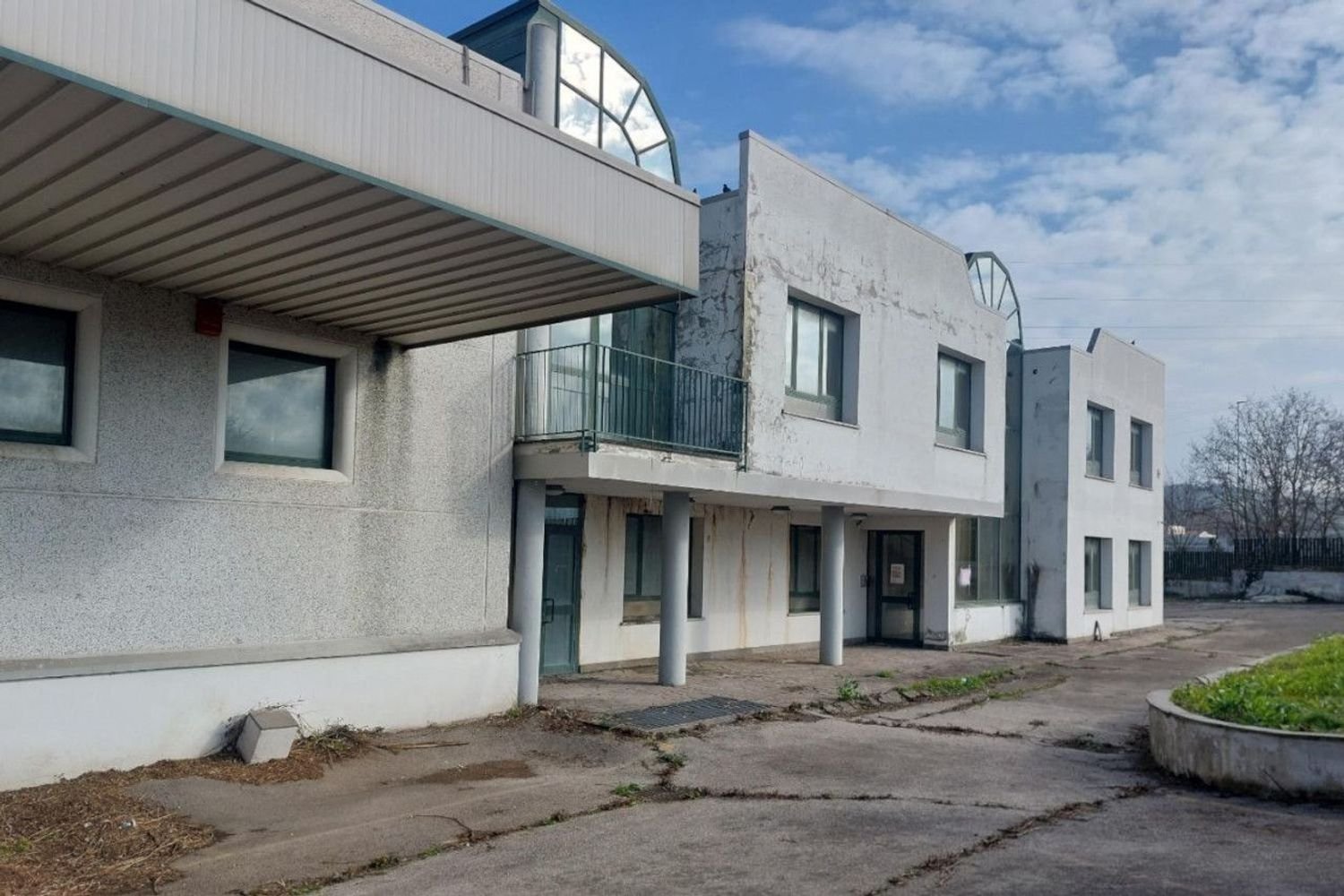 3229m² Warehouse in Terni, Italy No. 372528