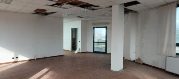 3229m² Warehouse in Terni, Italy No. 372528 11