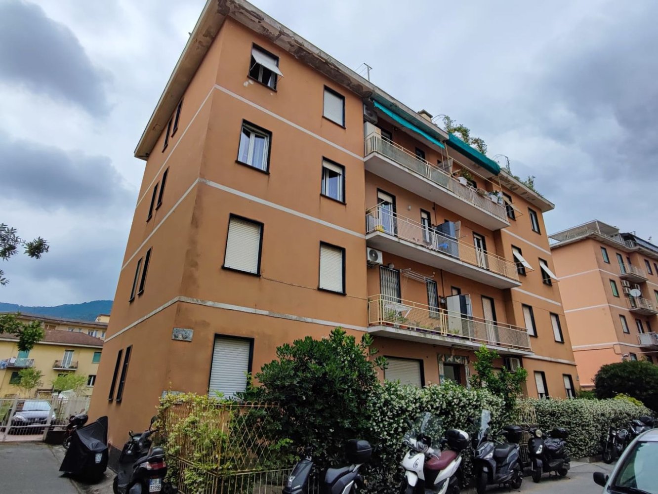 3 rooms Apartment in Rapallo, Italy No. 195980