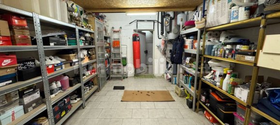 2 bedrooms House in Cesate, Italy No. 196328 29