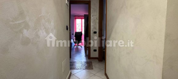 2 bedrooms House in Cesate, Italy No. 196328 5
