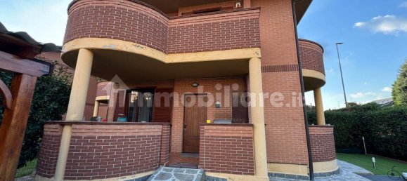 2 bedrooms House in Cesate, Italy No. 196328 34