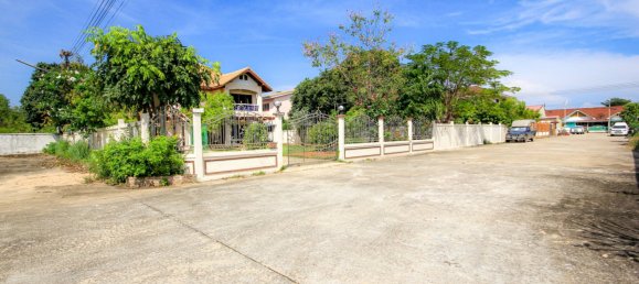 4 bedrooms Cafe / restaurant in Hua Hin, Thailand No. 6458 9