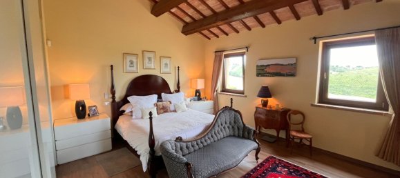 10 rooms House in San Marcello, Italy No. 135849 34