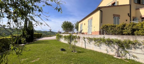 10 rooms House in San Marcello, Italy No. 135849 3