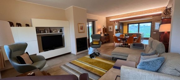 10 rooms House in San Marcello, Italy No. 135849 30