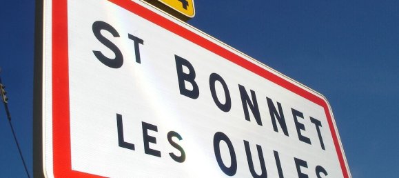 Apartamento de 2 dormitorios en Saint-Bonnet-les-Oules, France No. 205998 7