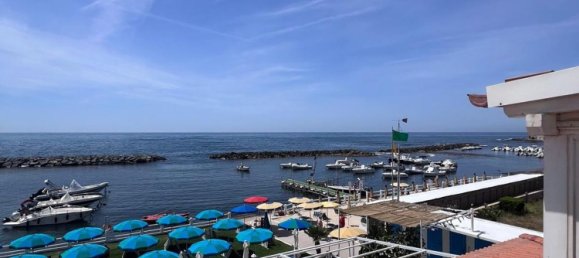 4-Zimmer Penthouse in Santa Marinella, Italy, Nr. 308910 40