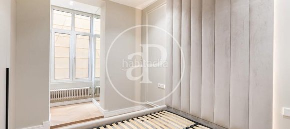 3 bedrooms Apartment in Eixample, Spain No. 79385 35