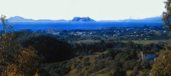 Terreno en Estepona, Spain No. 28750 3