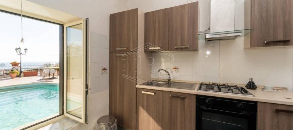 10 rooms Villa in Pozzuoli, Italy No. 151681 20