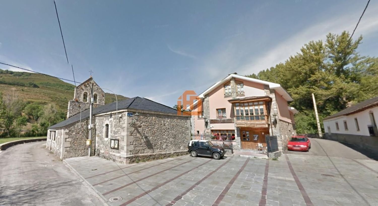 7 bedrooms House in Leon, Spain No. 130832