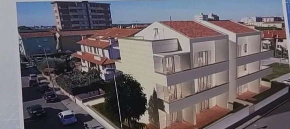 4 rooms Apartment in Cecina, Italy No. 137438 6