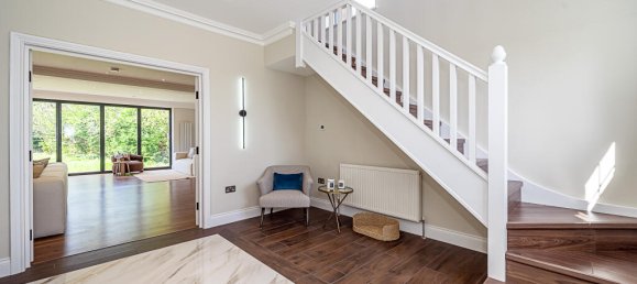 6 bedrooms House in Ealing, United Kingdom No. 14106 8