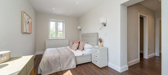 6 bedrooms House in Ealing, United Kingdom No. 14106 54