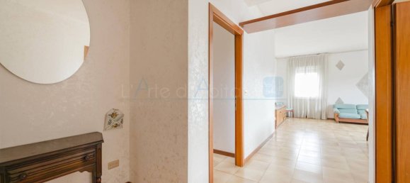3 bedrooms Apartment in Venice, Italy No. 341714 7