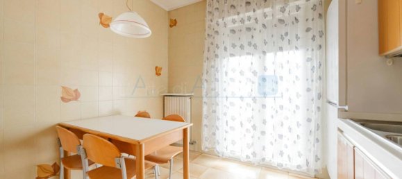 3 bedrooms Apartment in Venice, Italy No. 341714 5