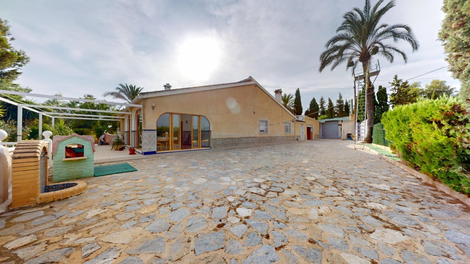 4 bedrooms House in Madrid, Spain No. 143653