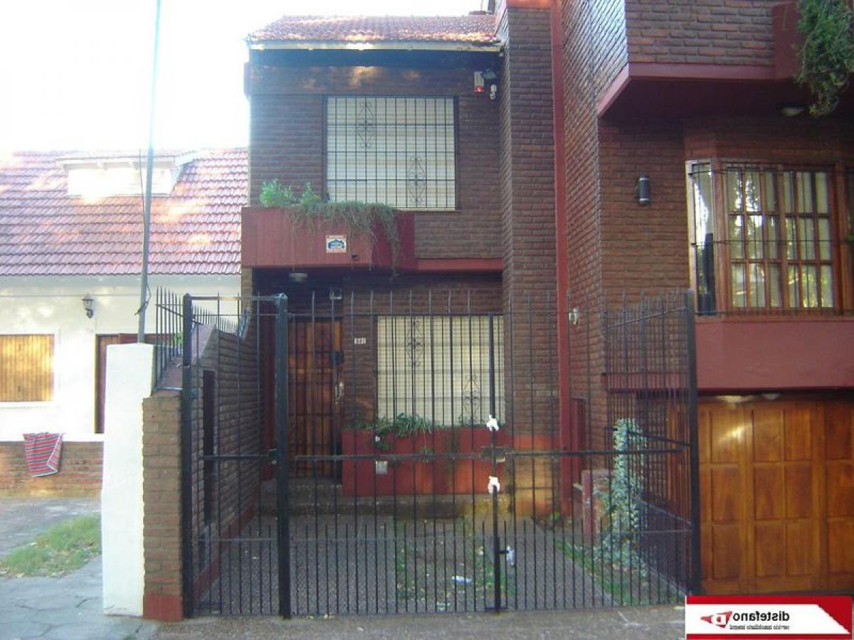 3 bedrooms House in Mar del Plata, Argentina No. 98664