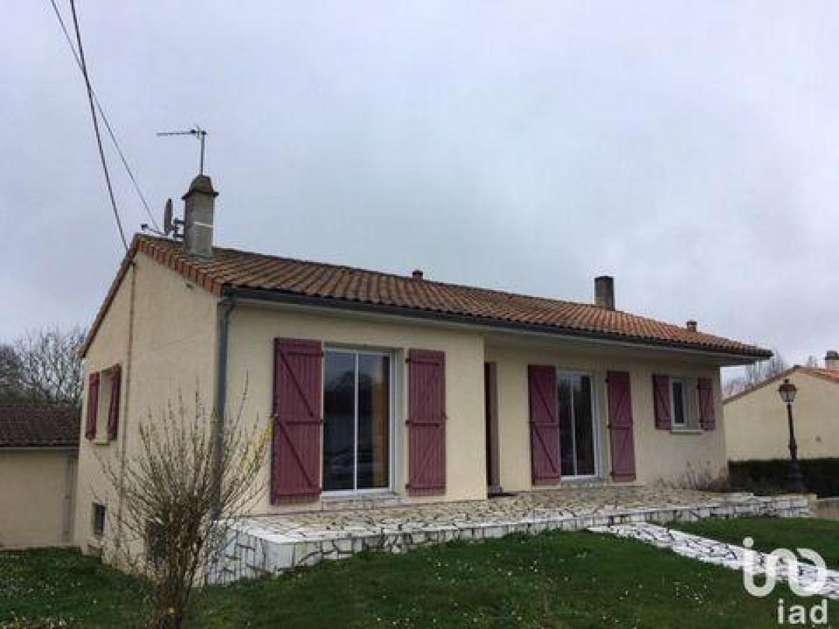 Casa T3 em Bressuire, France N.º 31076