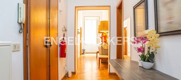 5 rooms Apartment in Rome, Italy No. 102248 10