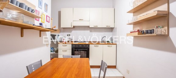 5 rooms Apartment in Rome, Italy No. 102248 3
