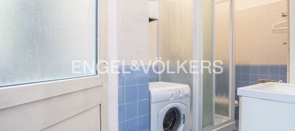 5 rooms Apartment in Rome, Italy No. 102248 5